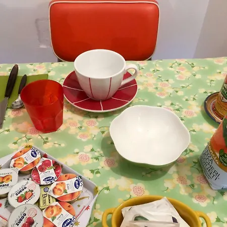 Zonatortona Oda ve Kahvaltı