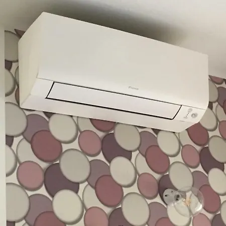 Zonatortona Oda ve Kahvaltı Milano